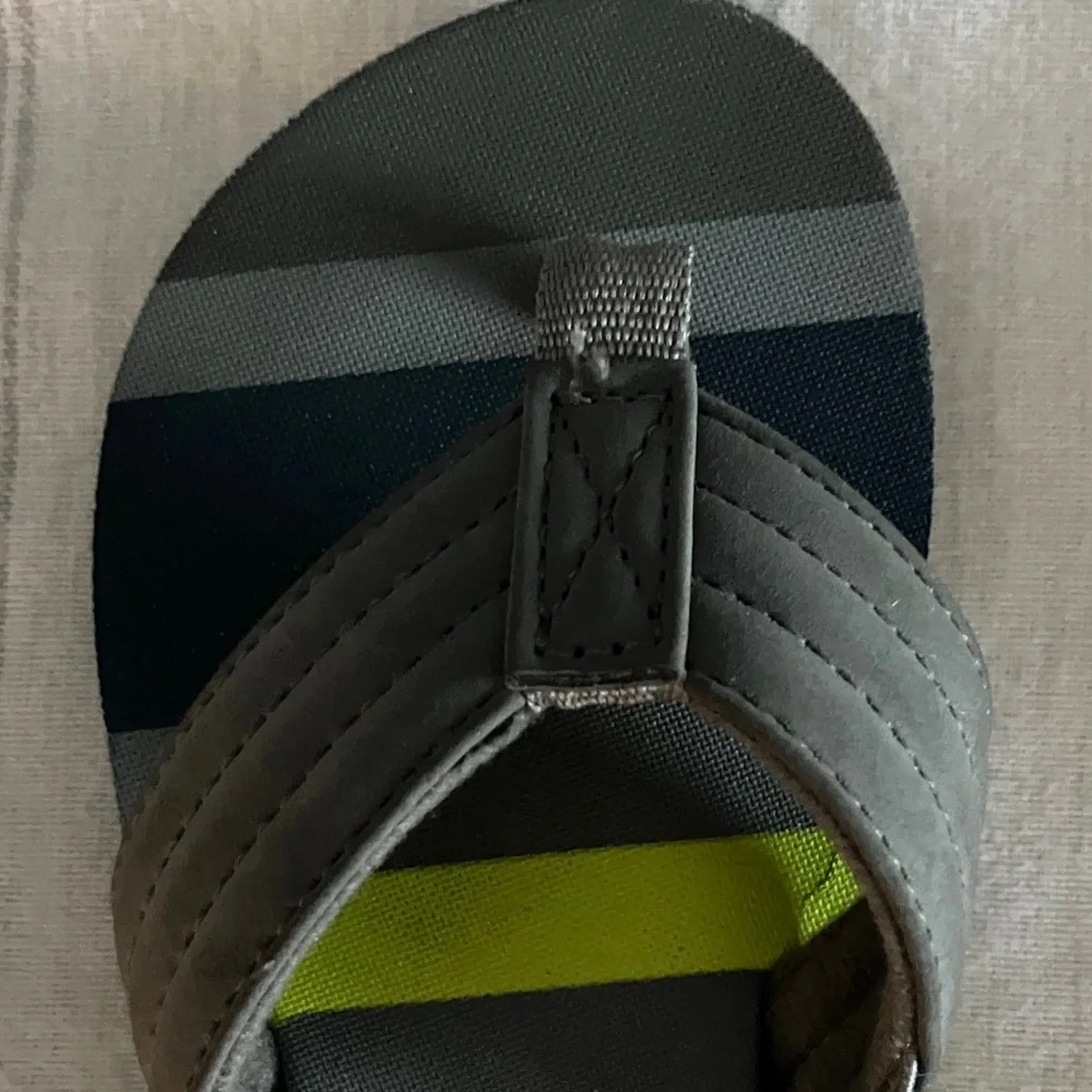 Toddler Sandals w/ Back Strap – Cat & Jack, Gray, Size 9/10